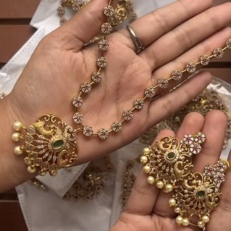 Peacock Pearl