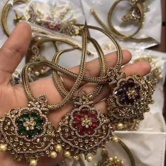 Daisy Stone Necklace