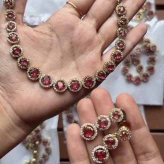 Stone Halo Necklace